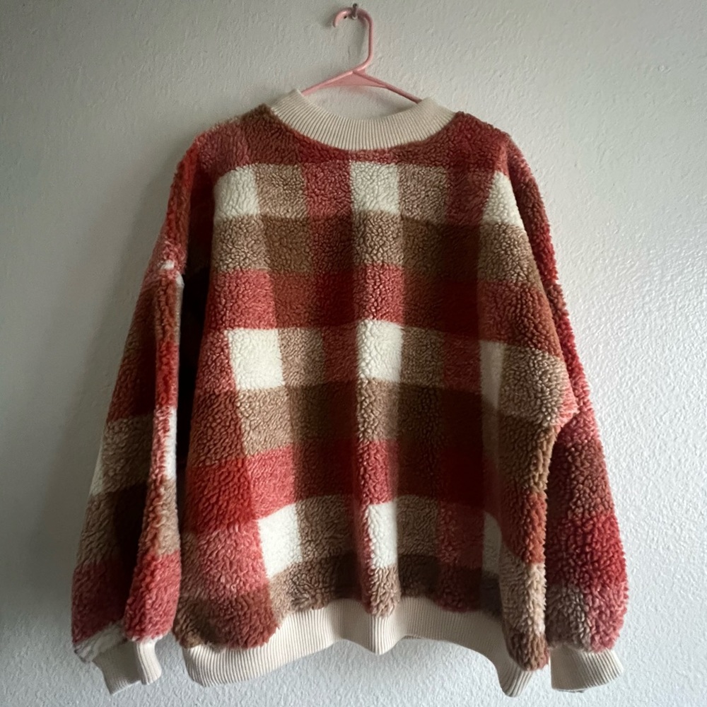 Simplee Sweater / Medium Size